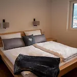 Neue Sonnberg Living, In-ski Out
