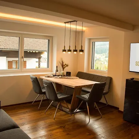 Neue Sonnberg Living, In-ski Out Lägenhet Brixen im Thale