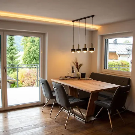 Neue Sonnberg Living, In-ski Out *