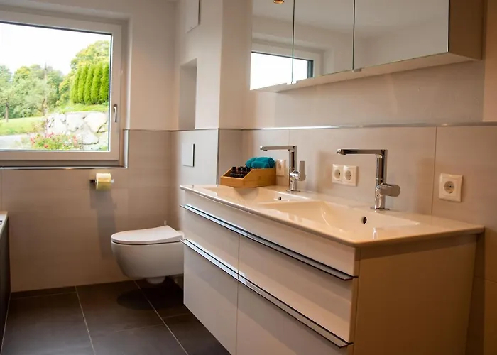 Neue Sonnberg Living, In-ski Out