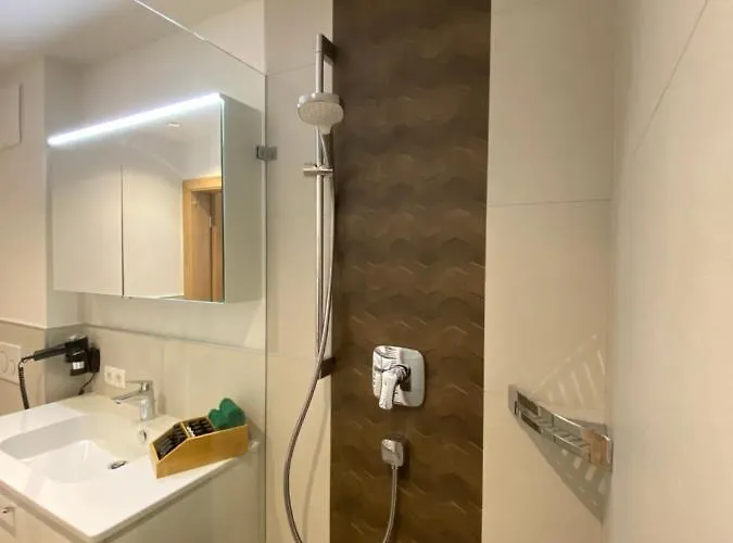 Neue Sonnberg Living, In-ski Out Brixen im Thale