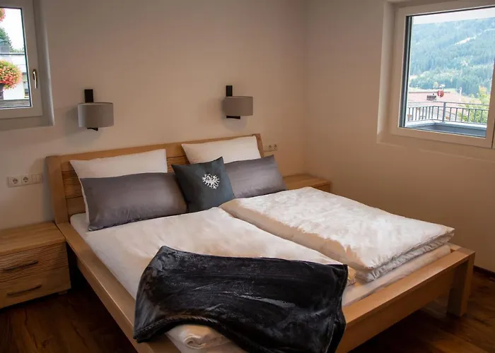 Neue Sonnberg Living, In-ski Out