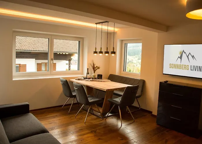 Neue Sonnberg Living, In-ski Out Apartment Brixen im Thale