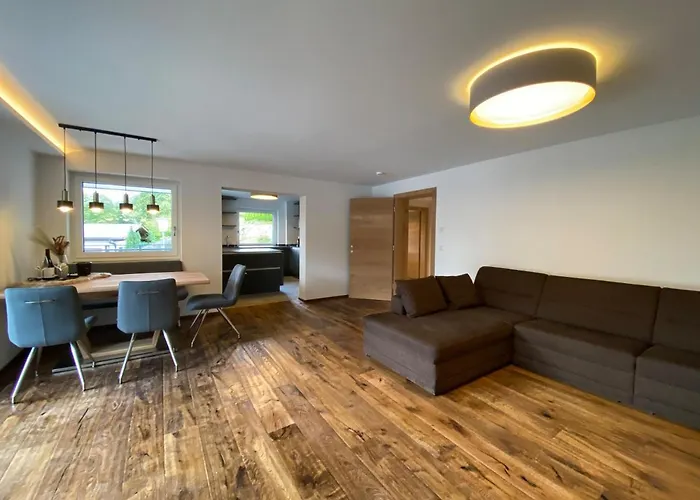 Neue Sonnberg Living, In-ski Out Apartment