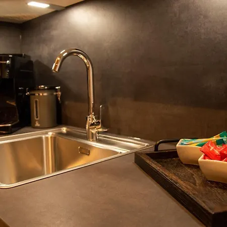 Neue Sonnberg Living, In-ski Out